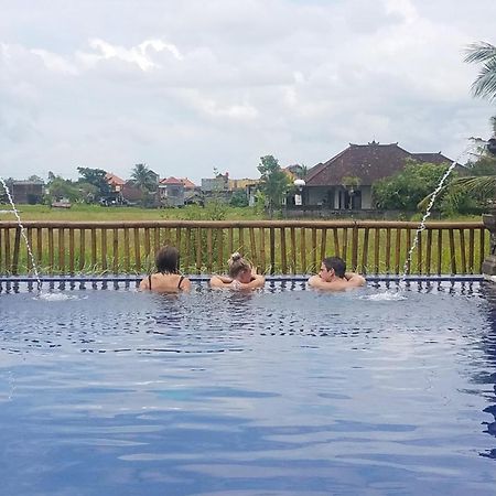 Green Paddy Hostel & Villa Убуд Екстер'єр фото