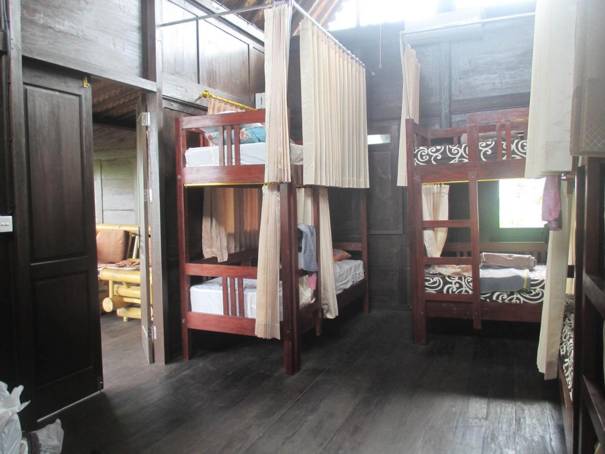 Green Paddy Hostel & Villa Убуд Екстер'єр фото