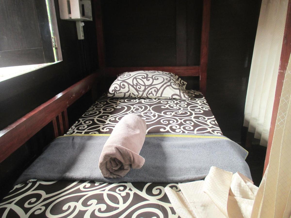 Green Paddy Hostel & Villa Убуд Екстер'єр фото