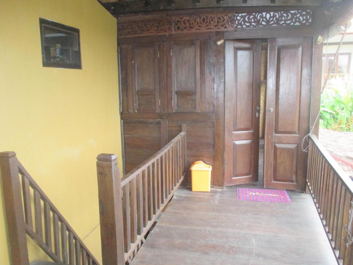 Green Paddy Hostel & Villa Убуд Екстер'єр фото