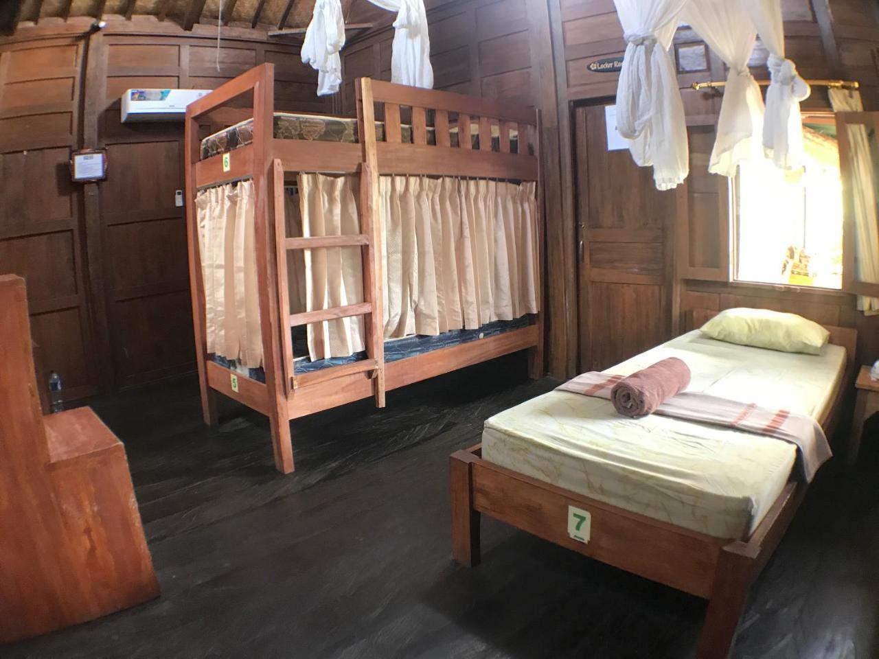 Green Paddy Hostel & Villa Убуд Екстер'єр фото